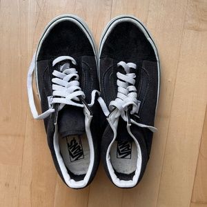 All Suede Old Skool Vans